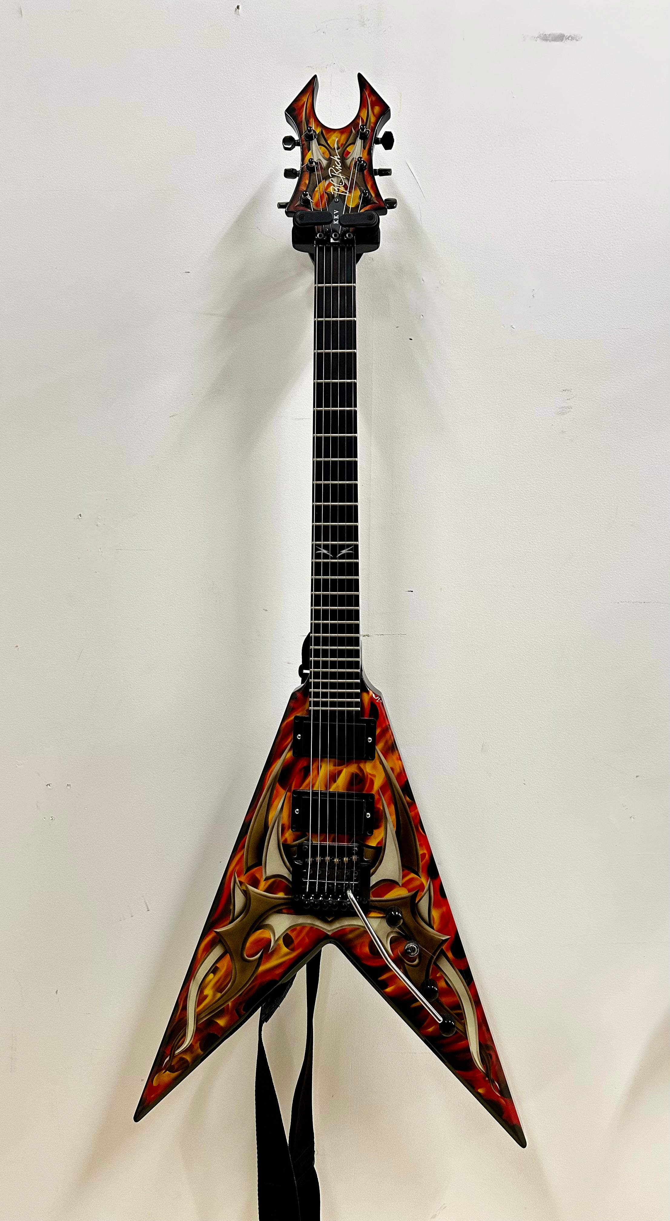 B.C. Rich Kerry King KKV Tribal Flames