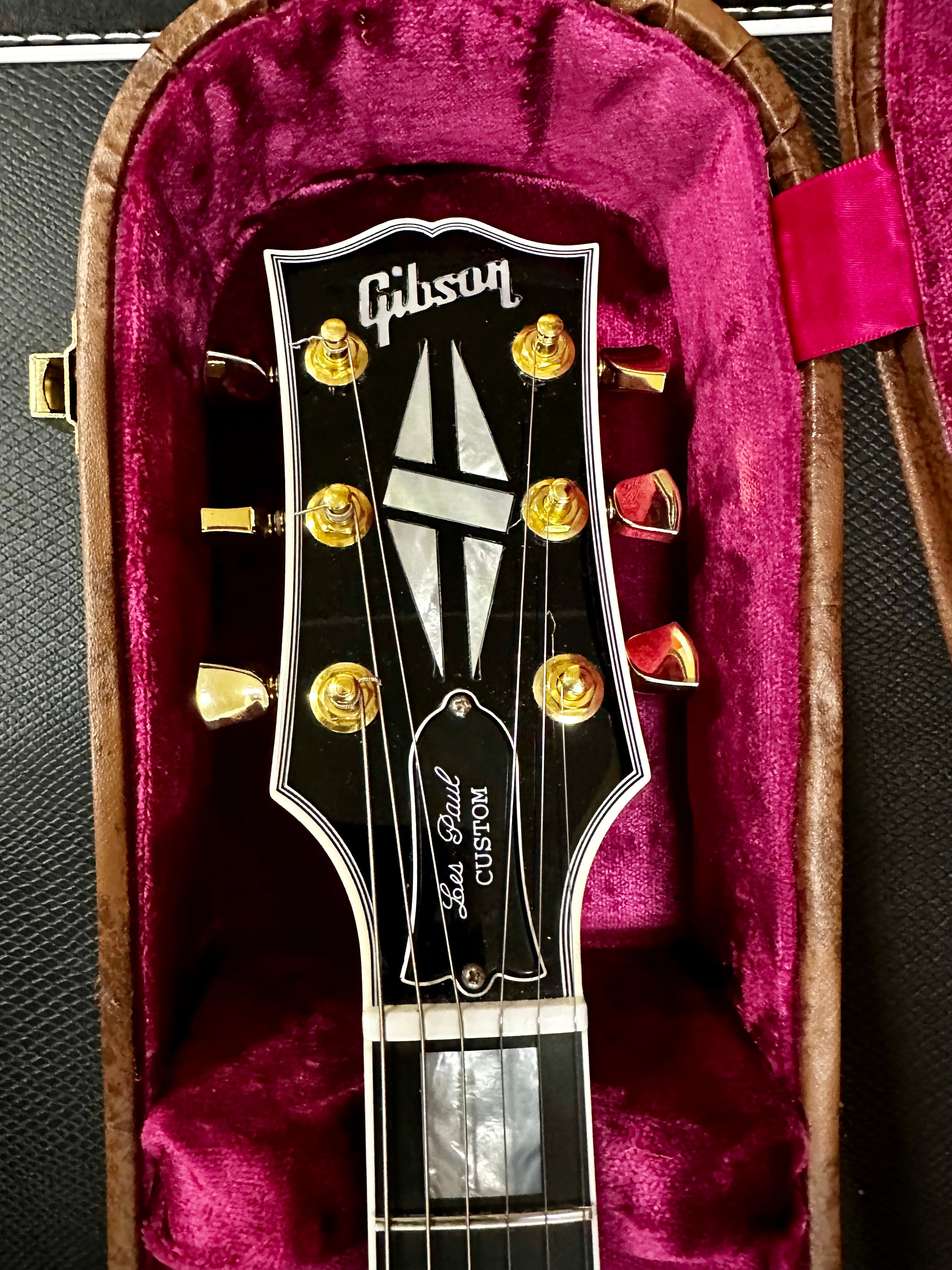 GIBSON Les Paul Custom Shop 2012 electric guitar