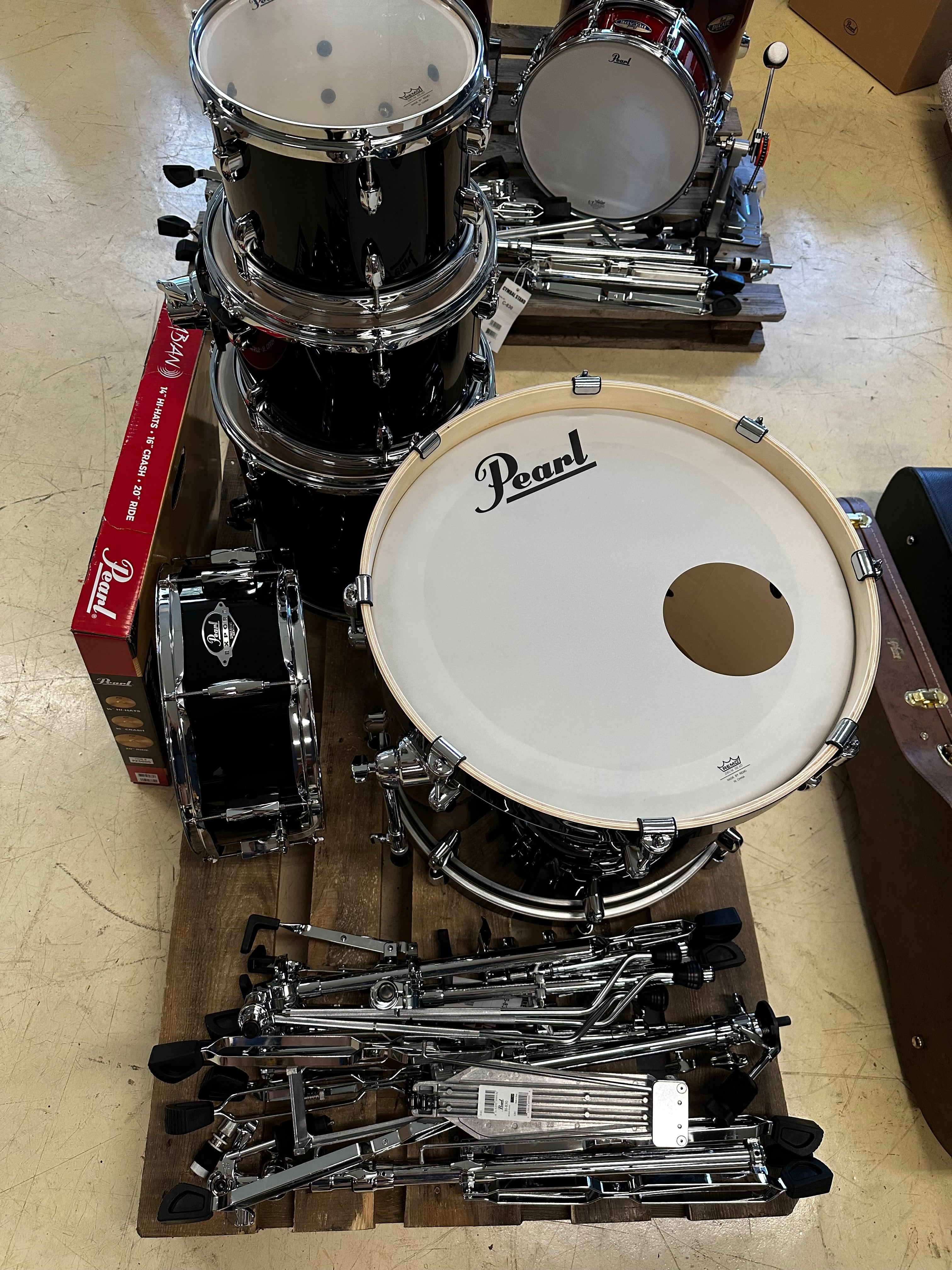 20" Pearl Export EXX705NBR Jet Black w/Stands & Cymbals Rumpusetti