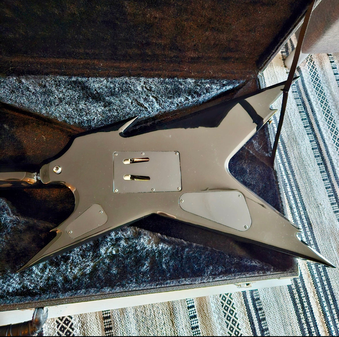 Dean Razorback Explosion Electric Guitar Käytetty