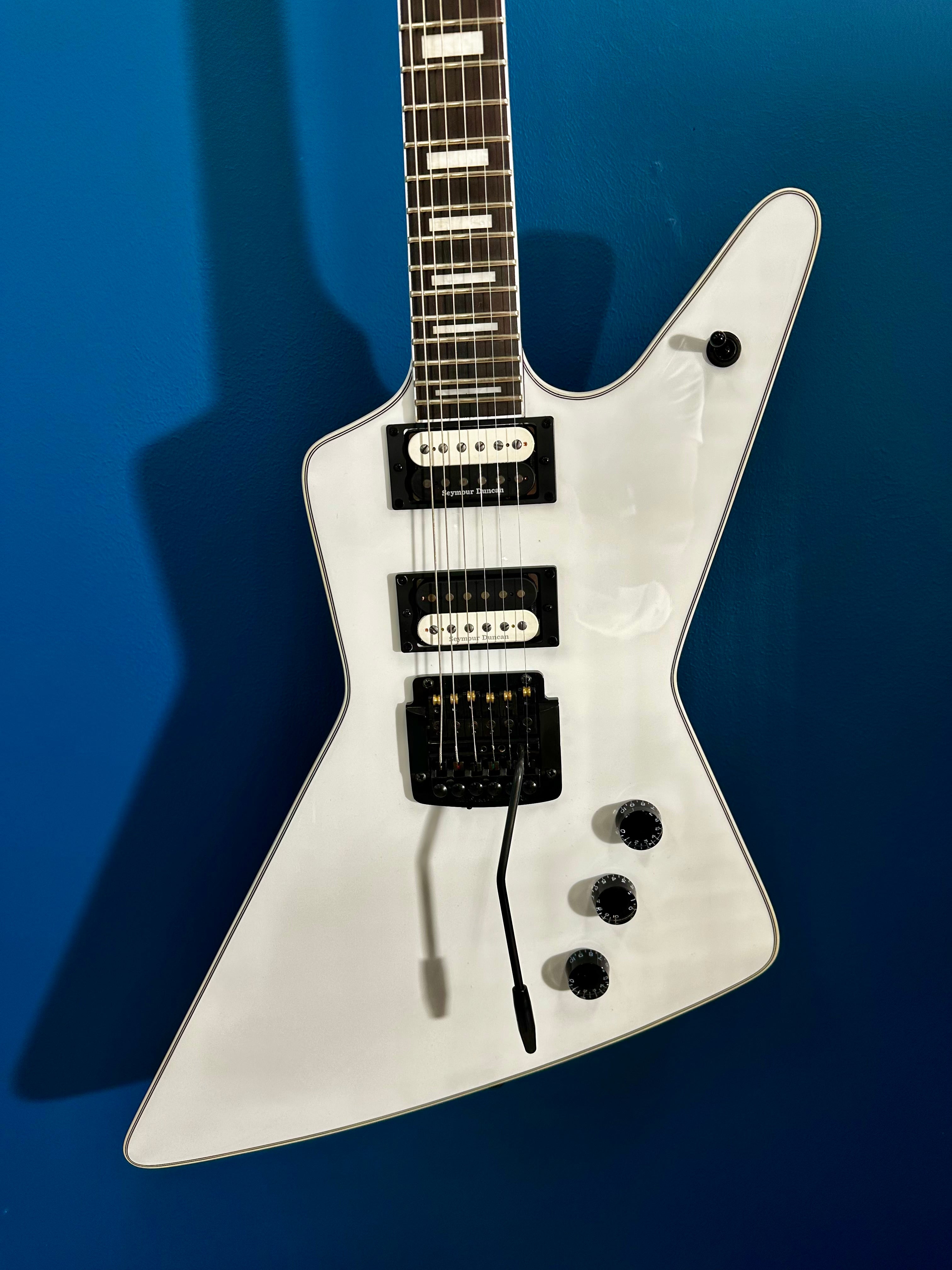 DEAN Z SELECT 24 Kahler Classic White
