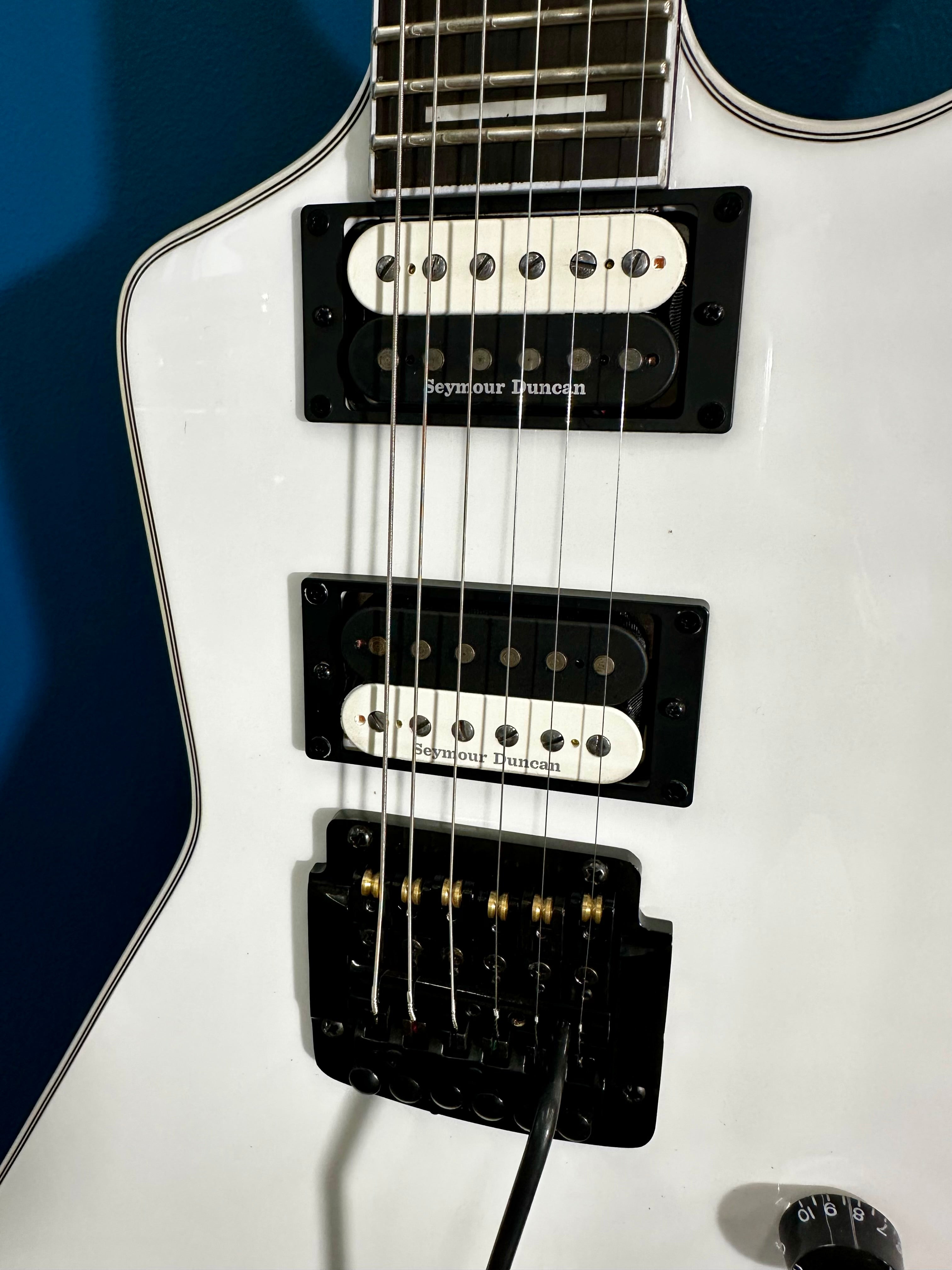 DEAN Z SELECT 24 Kahler Classic White