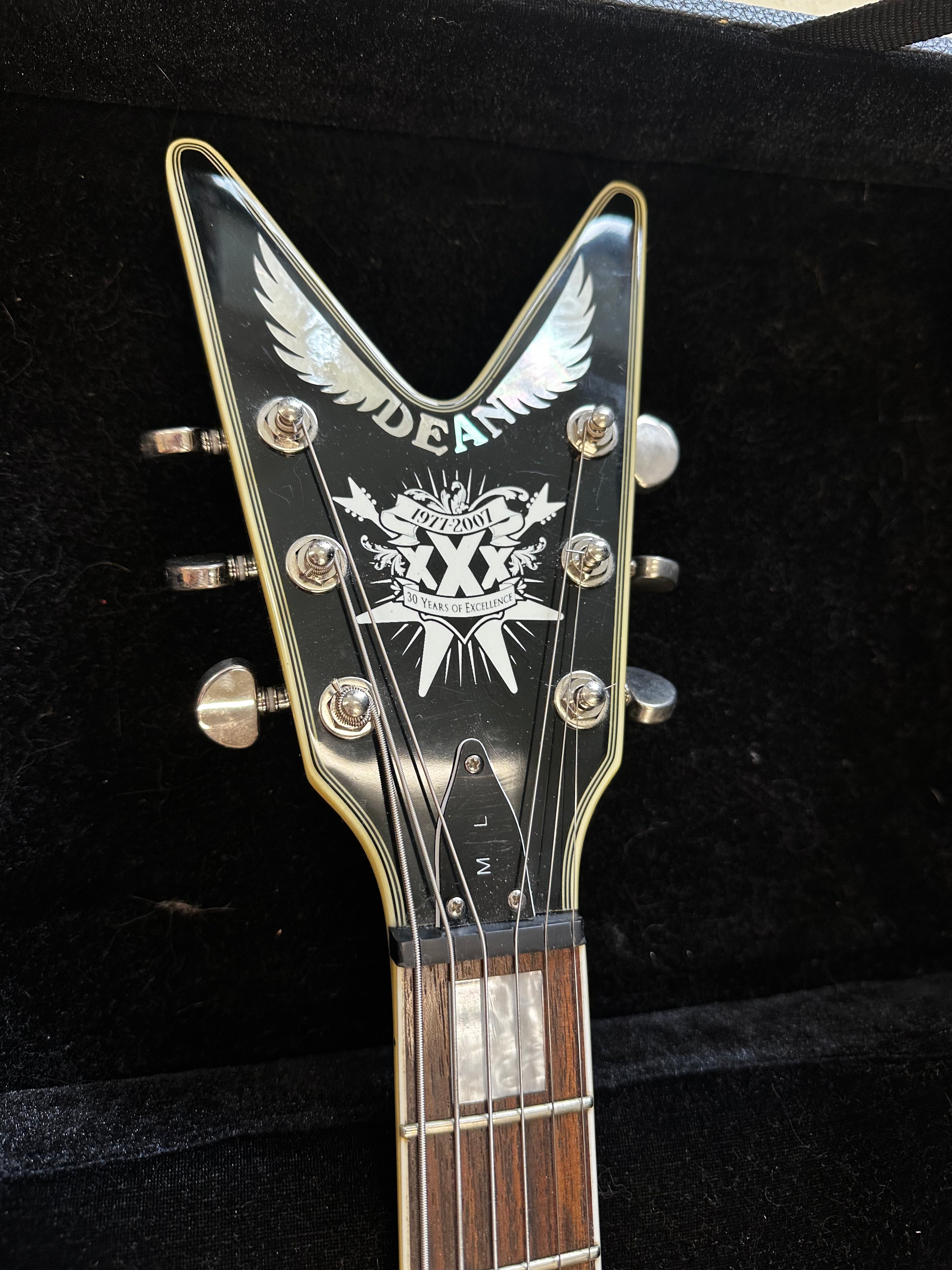 DEAN ML 30th Anniversary Edition Black Burst