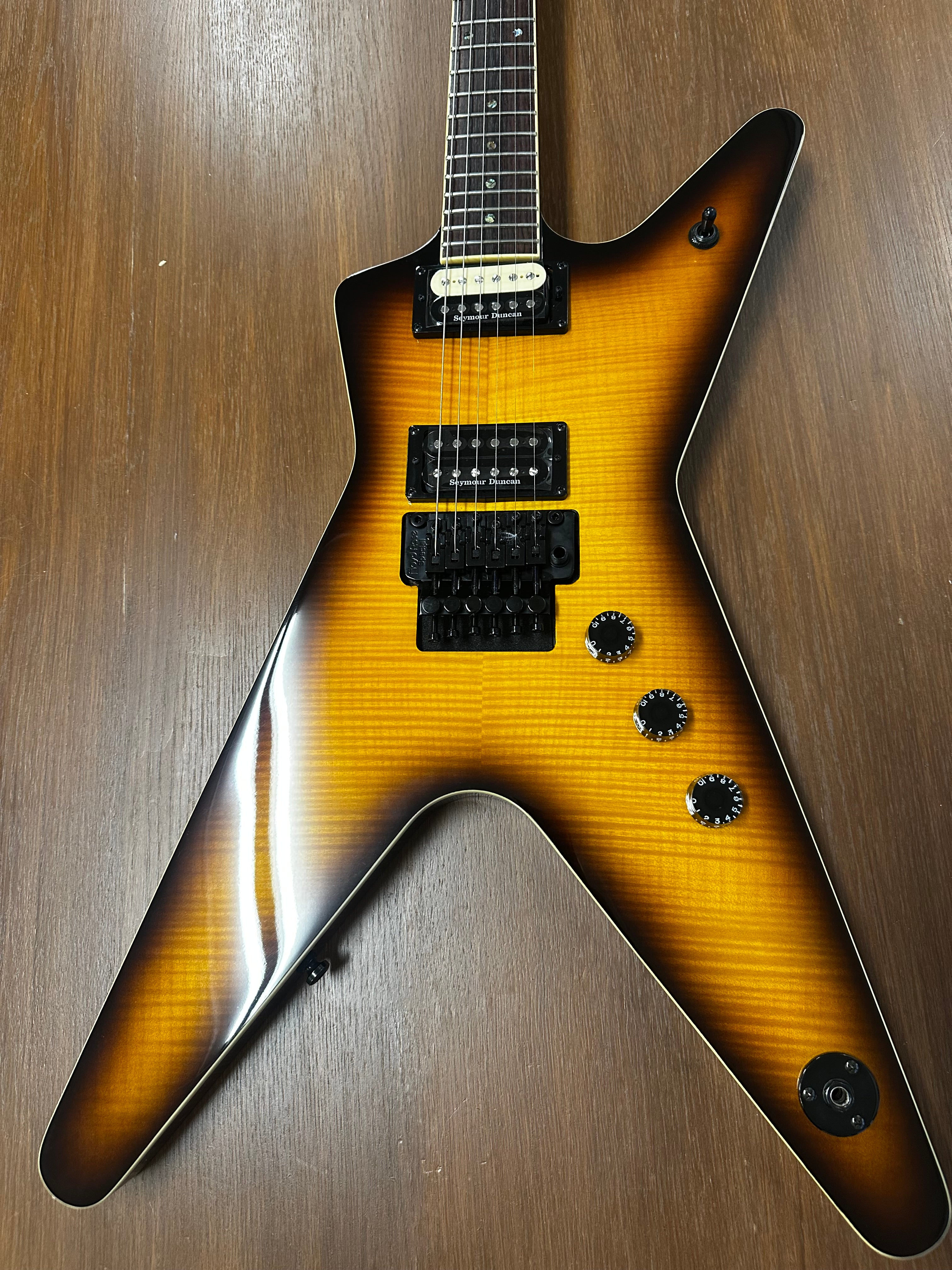 DEAN ML 79 FLOYD FLAME TOP DUNCANS TBZ