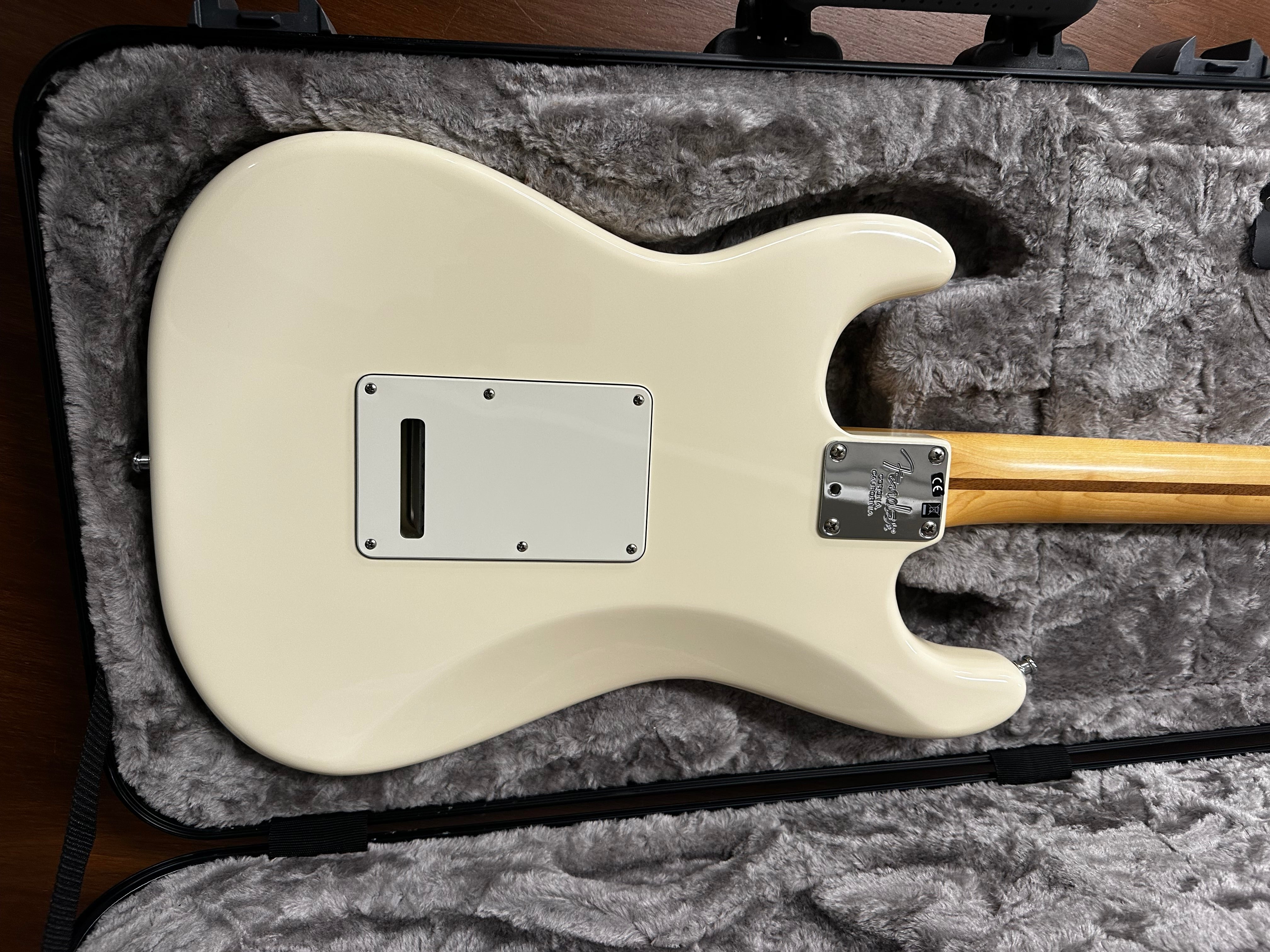 Fender American Pro Stratocaster 2017 electric guitar