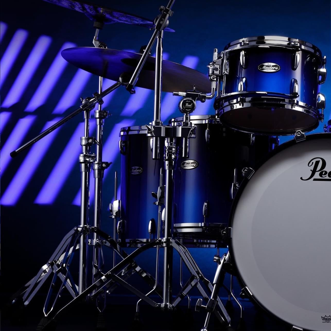 Pearl Masters Maple 22" 4-pc S. #858 Kobalt Blue Metallic Shell pack