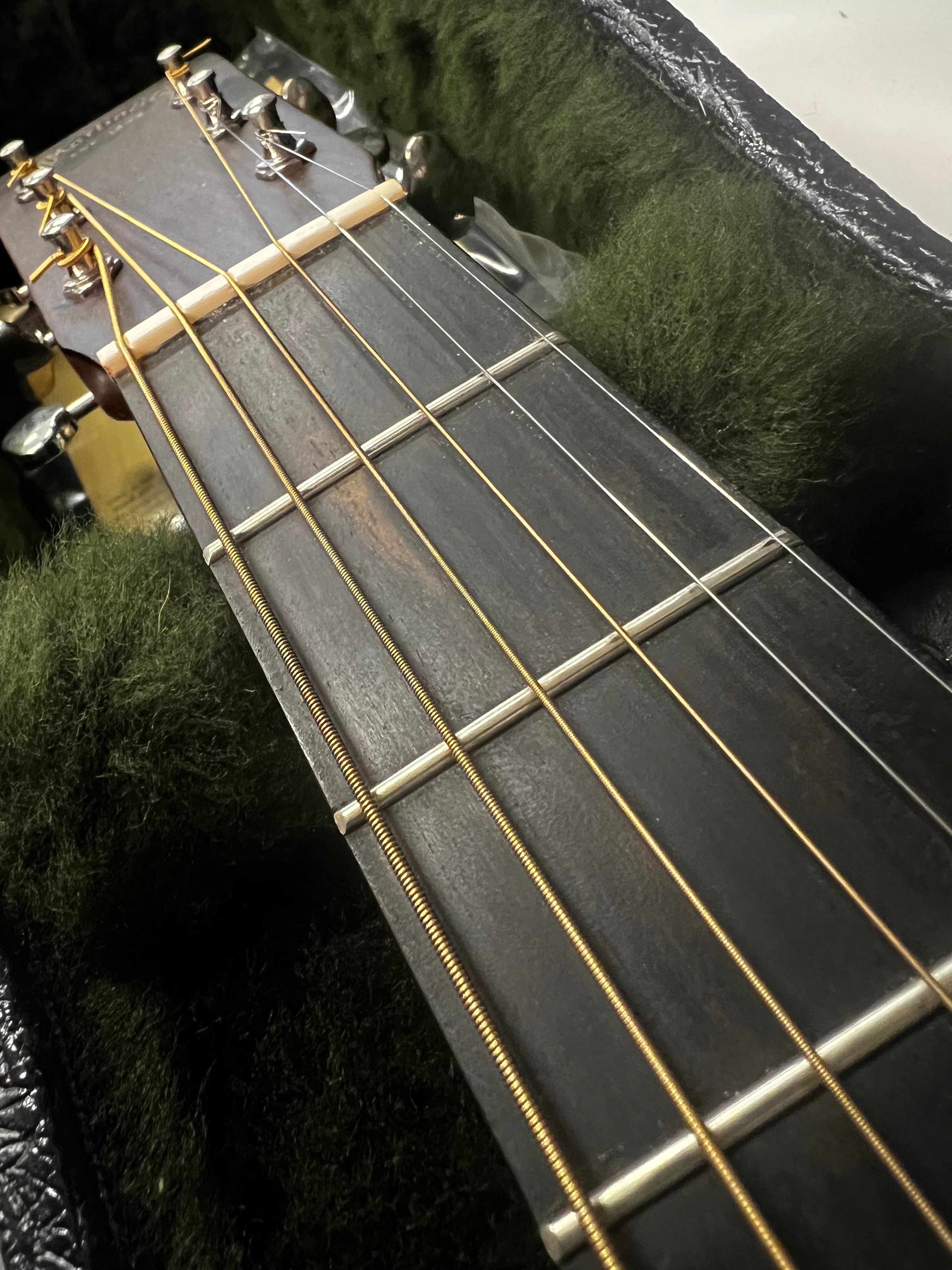 Martin D-18 Standard 2017 Acoustic Guitar