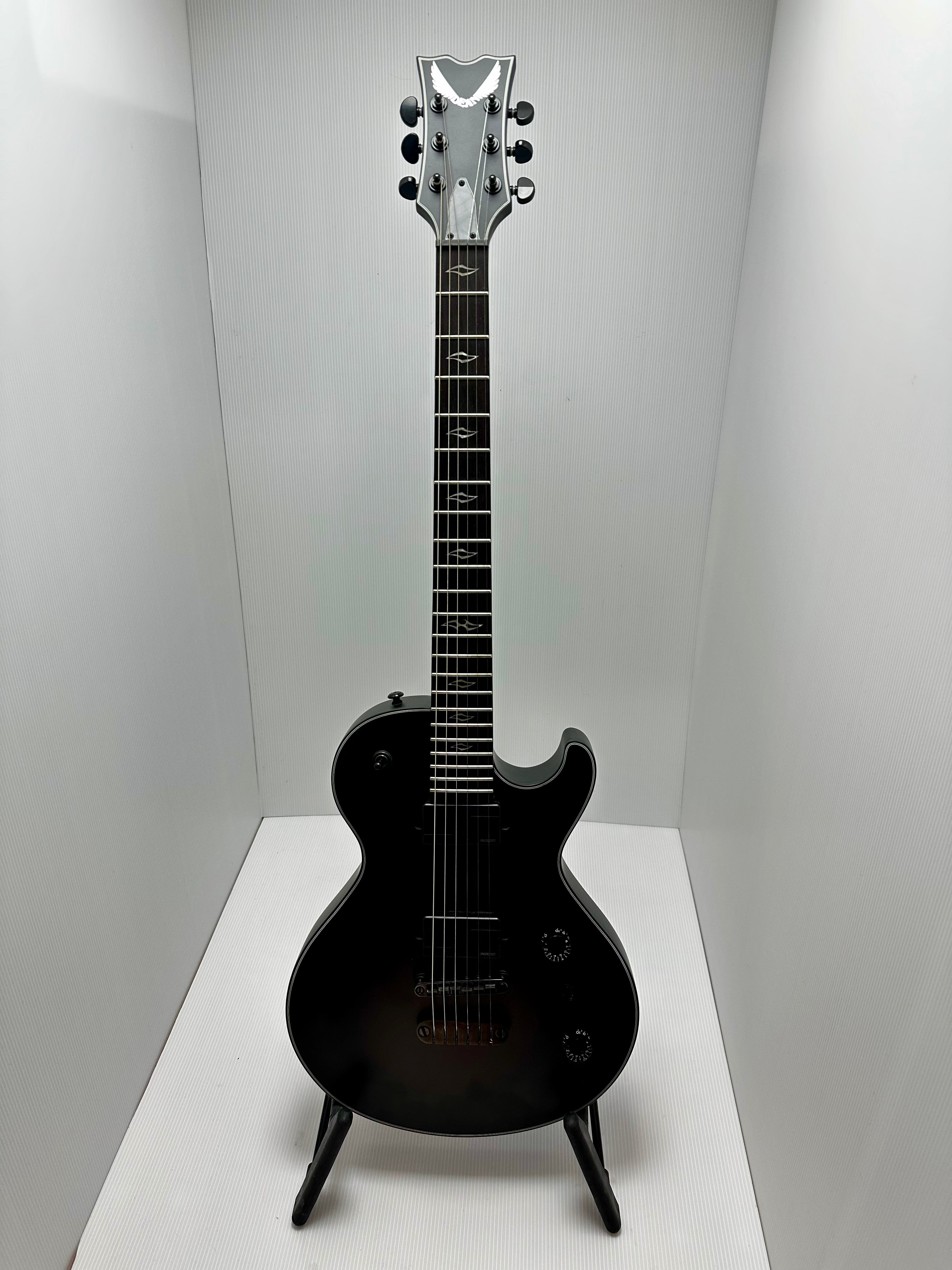 DEAN TB Thoroughbred Select Fluence Black Satin