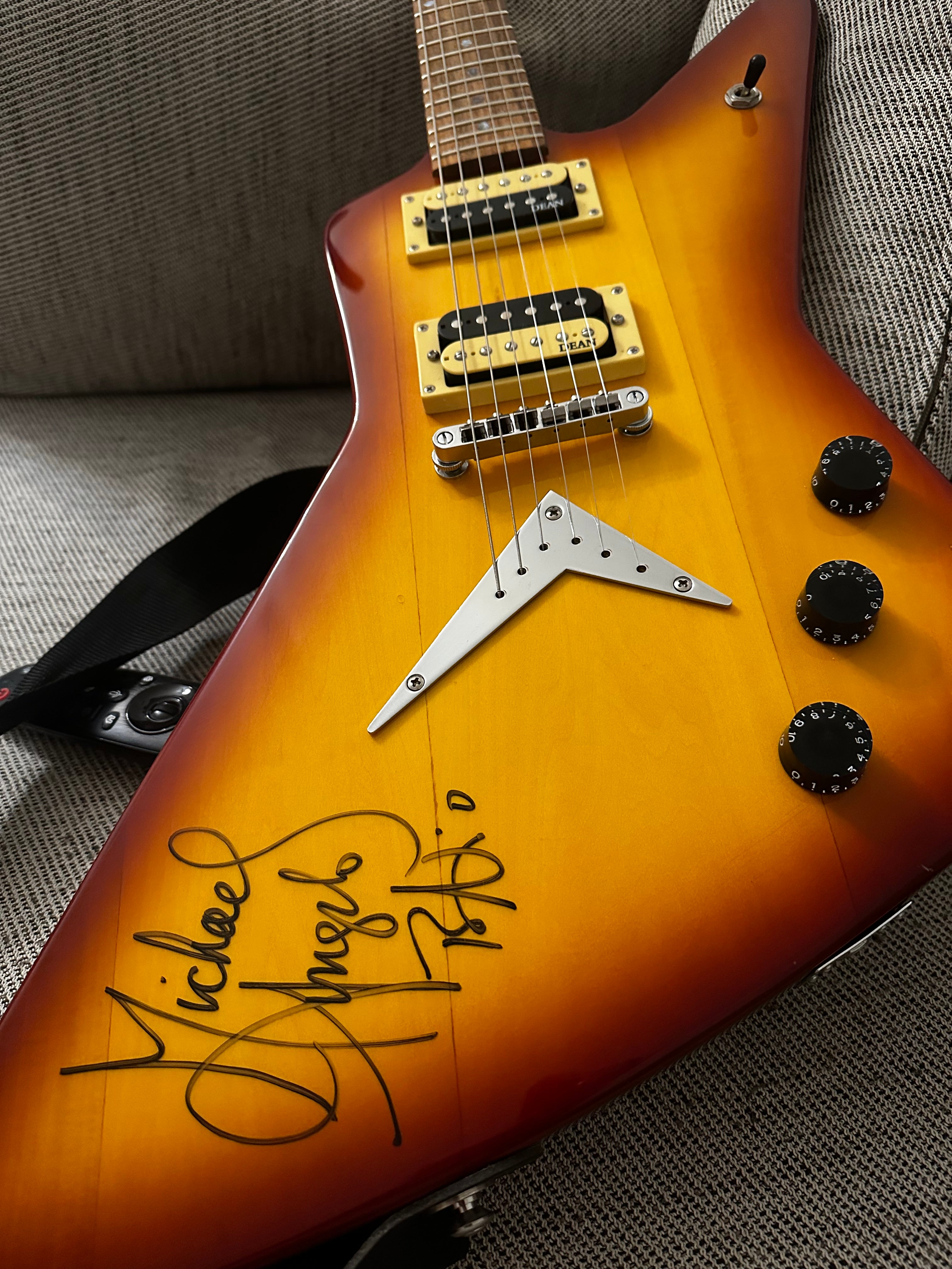 DEAN Z X Cherry Sunburst Vintage