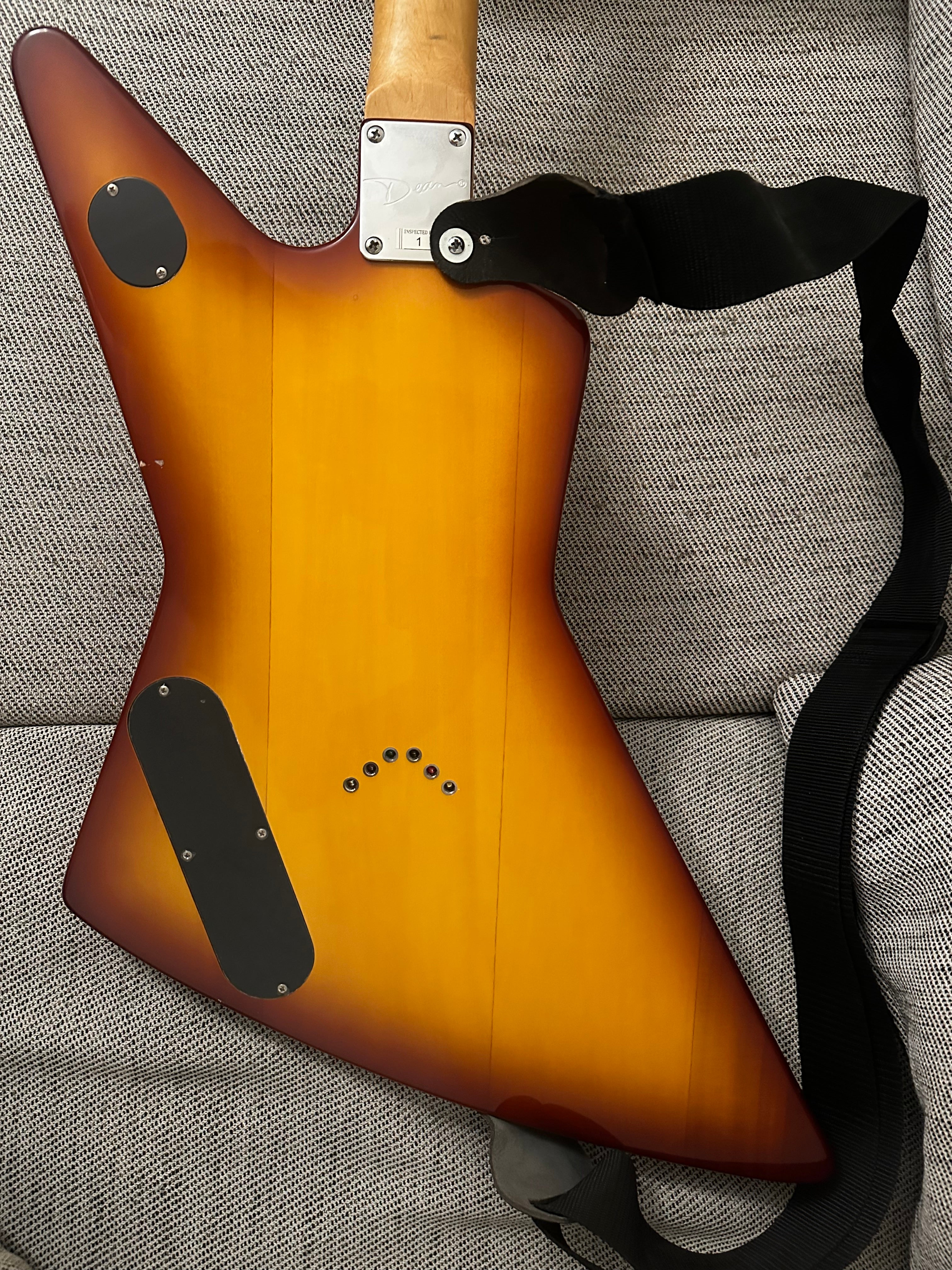 DEAN Z X Cherry Sunburst Vintage