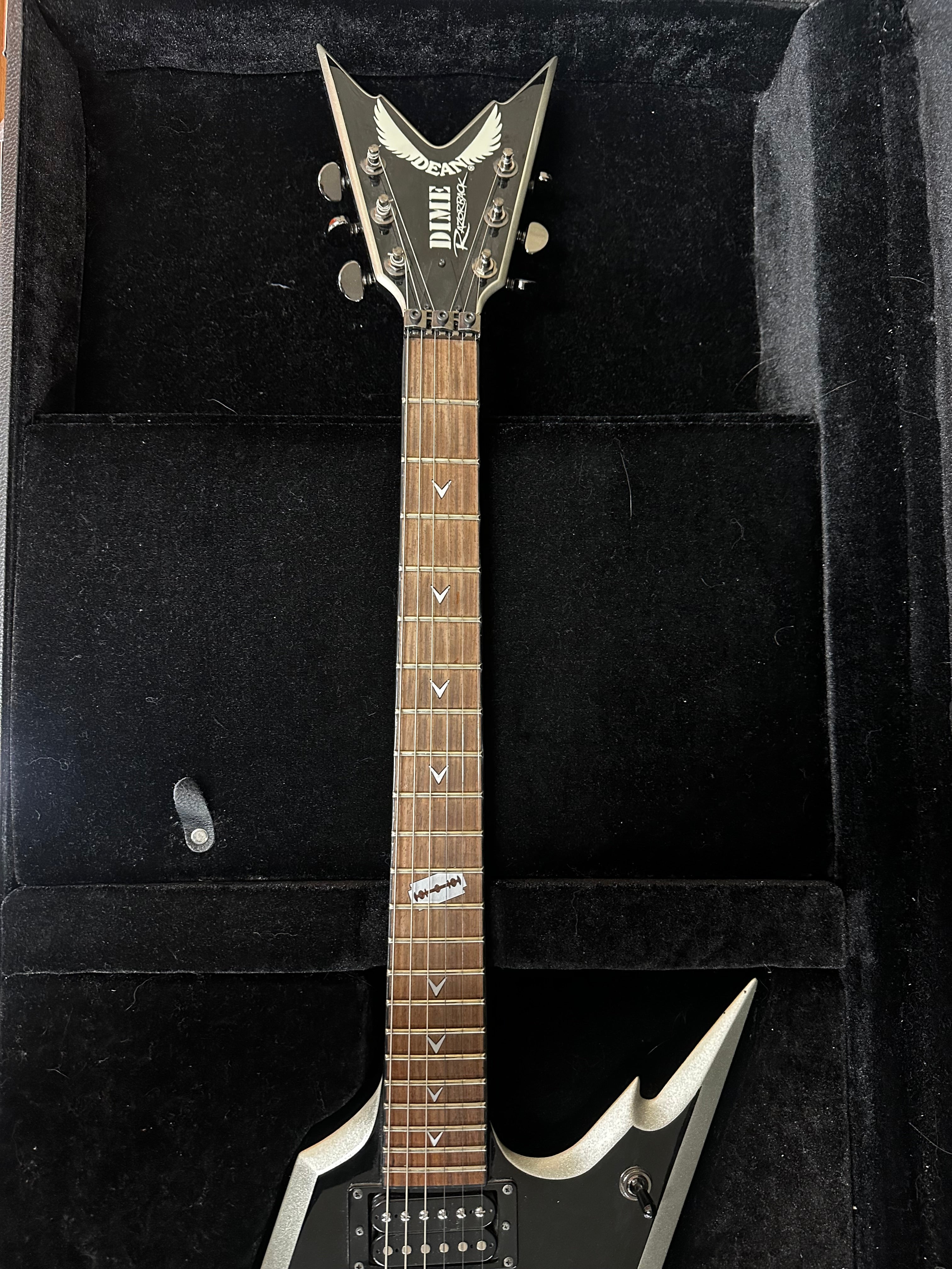 DEAN Razorback Two Tone 255 guitar reowned