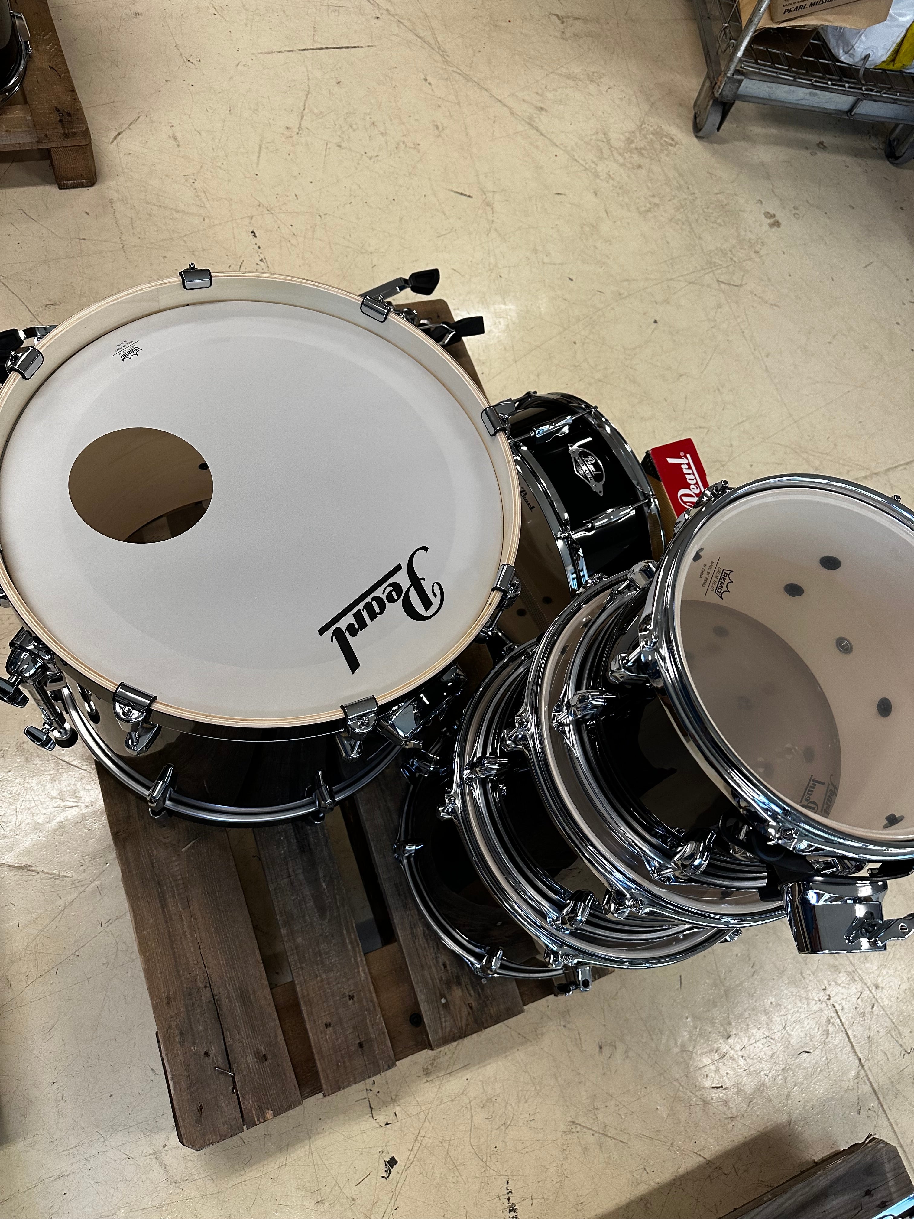 20" Pearl Export EXX705NBR Jet Black w/Stands & Cymbals Rumpusetti
