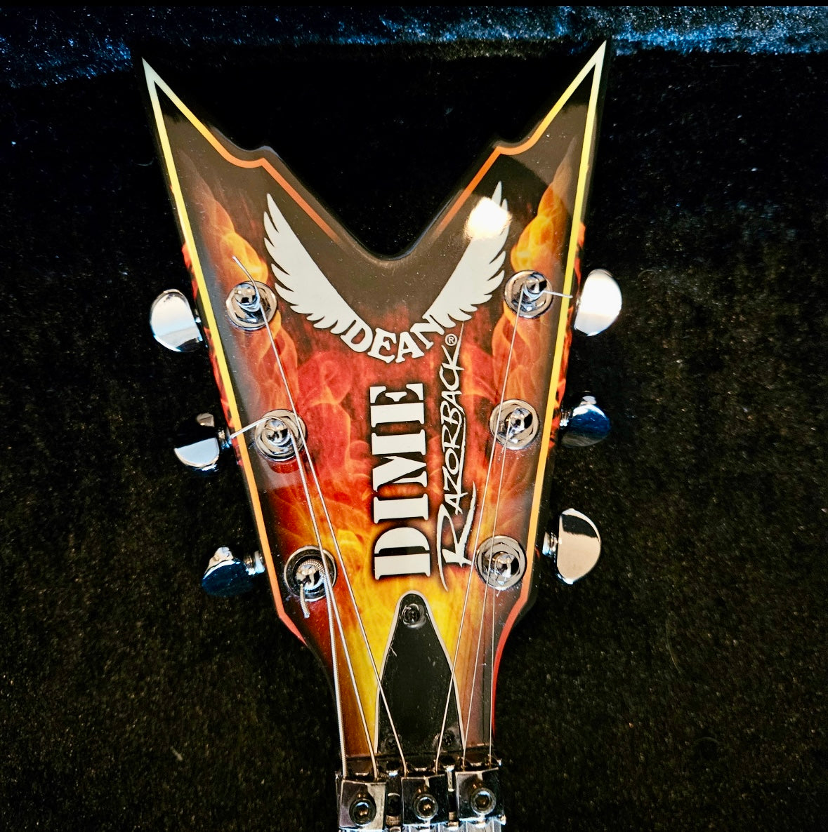 Dean Razorback Explosion Electric Guitar Käytetty