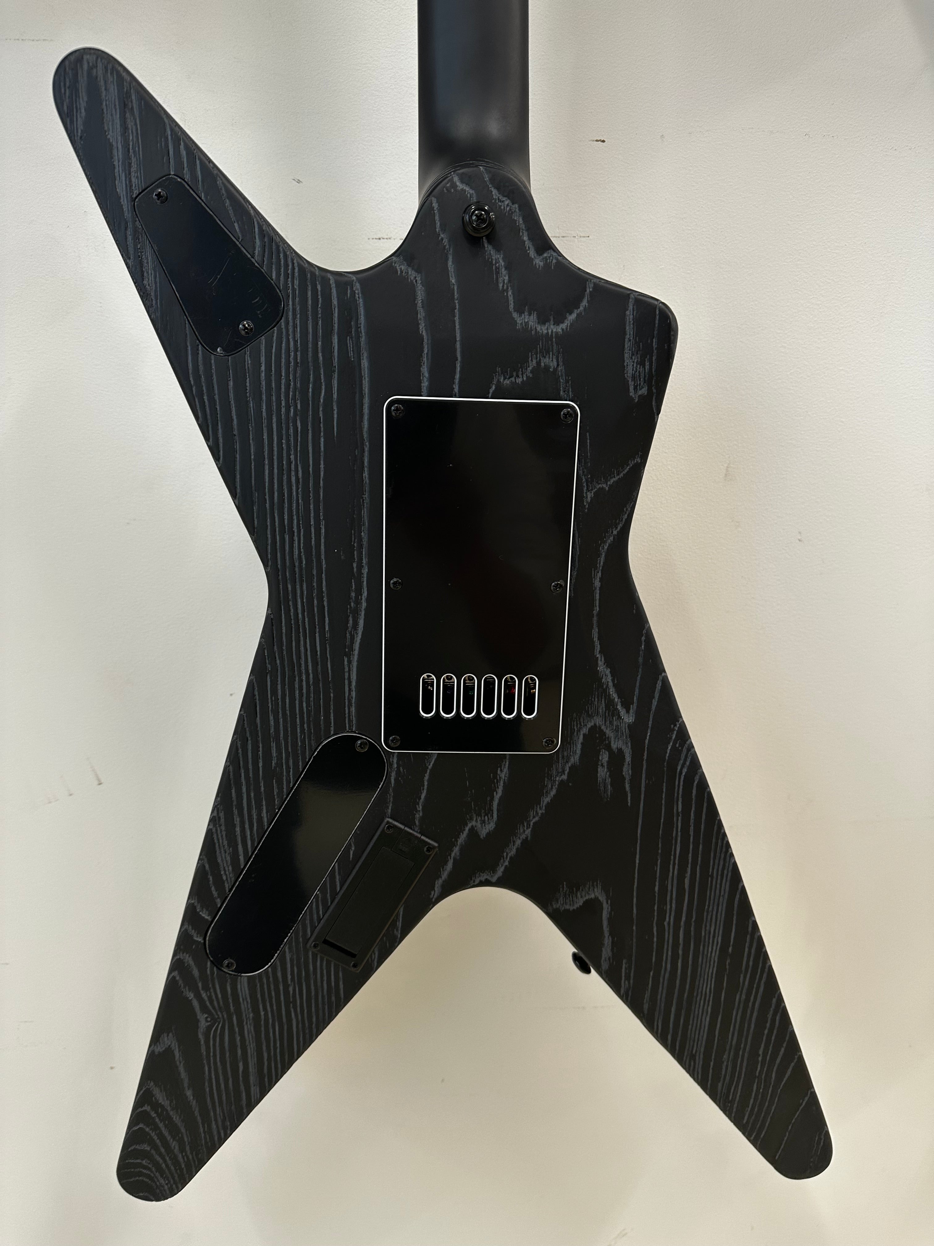 Dean Custom Run #16 ML Sandblasted Grey Electric guitar Sähkökitara