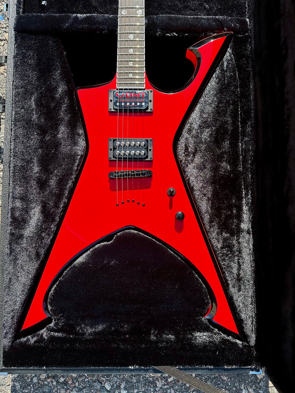 DEAN Michael Amott Wraith Blood Red w/Case