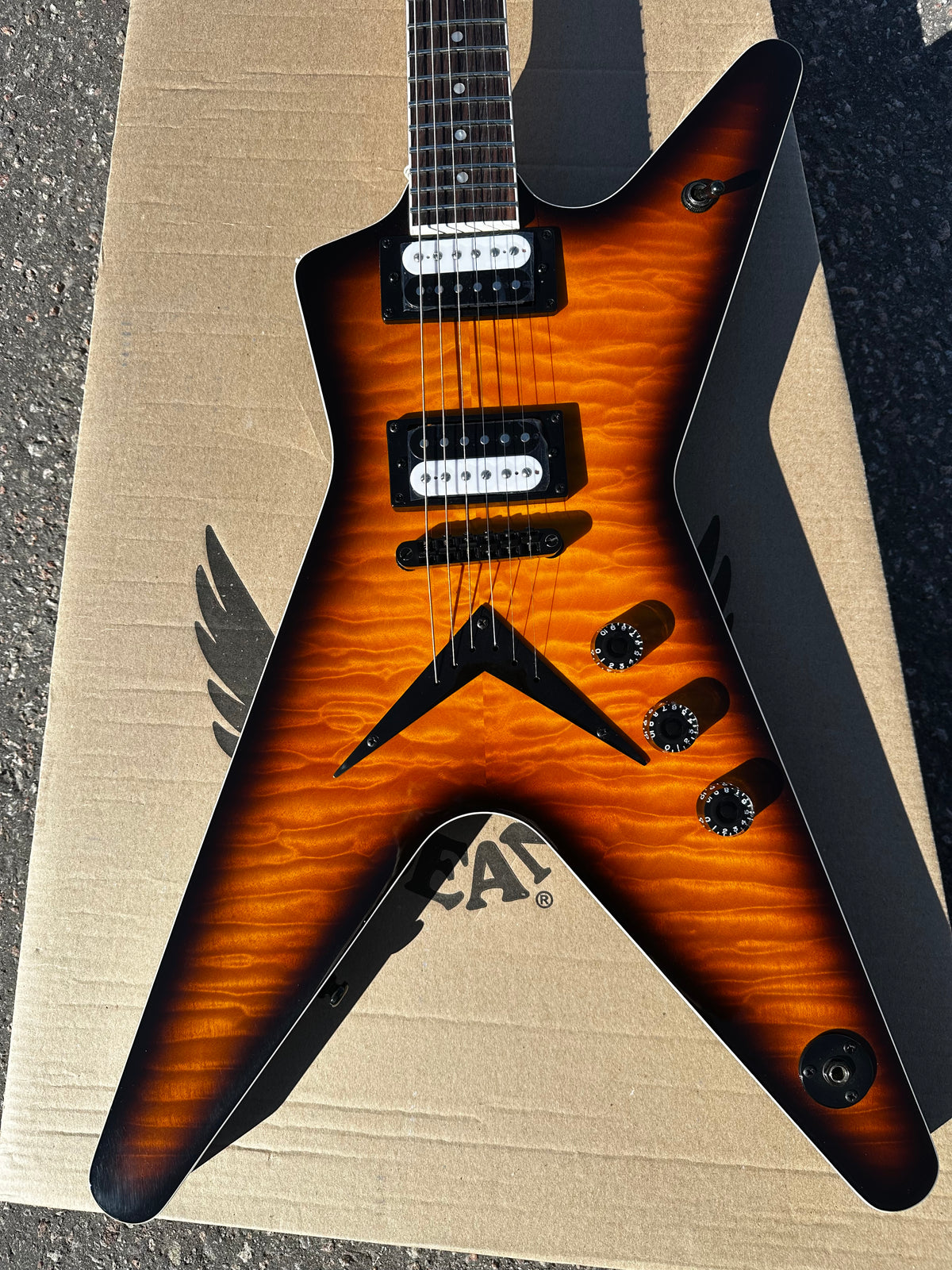 DEAN MLX Quilt Maple TBZ Trans Brazil Burst