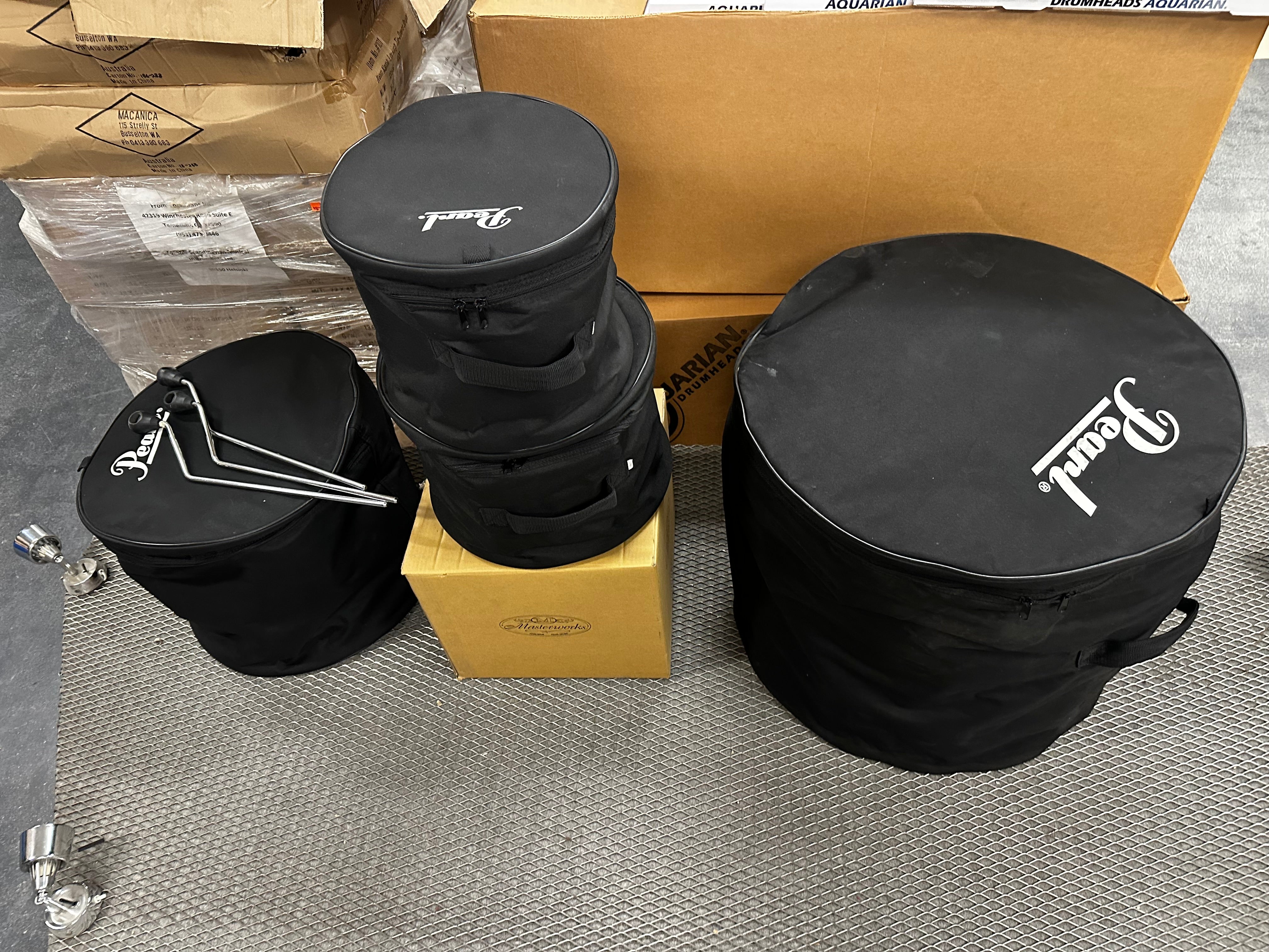 Pearl RF Reference 22” Shell pack Reowned