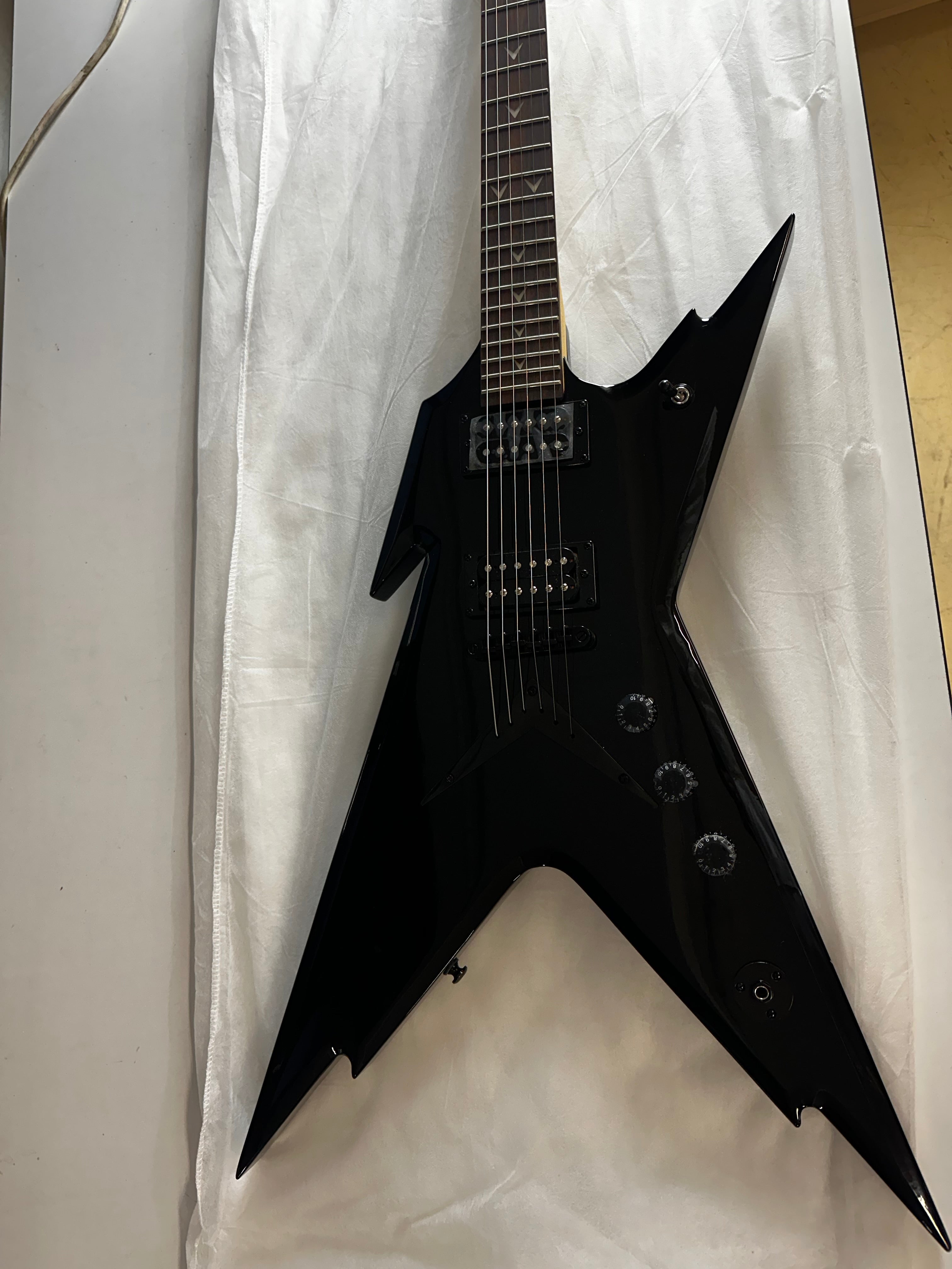 DEAN RAZORBACK X BLACK Electric Guitar