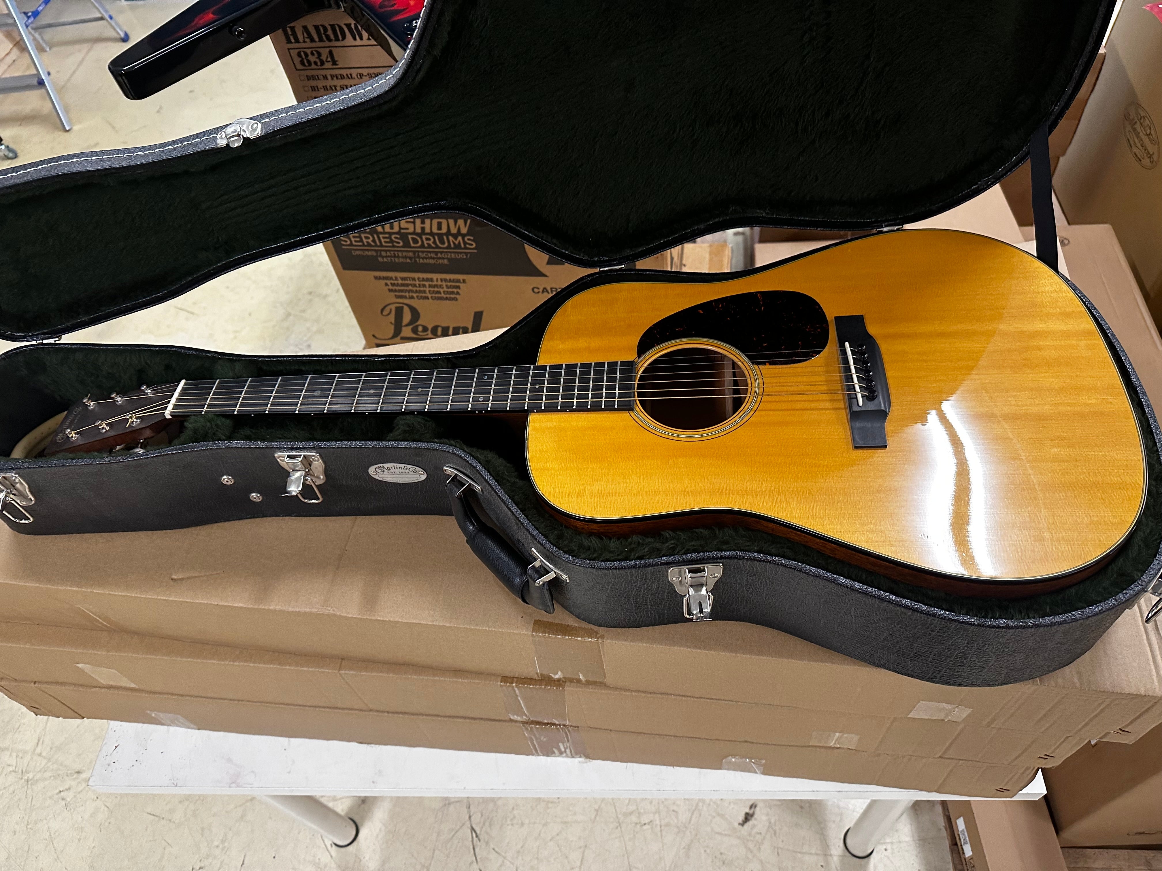 Martin D-18 Standard 2018 Acoustic Guitar