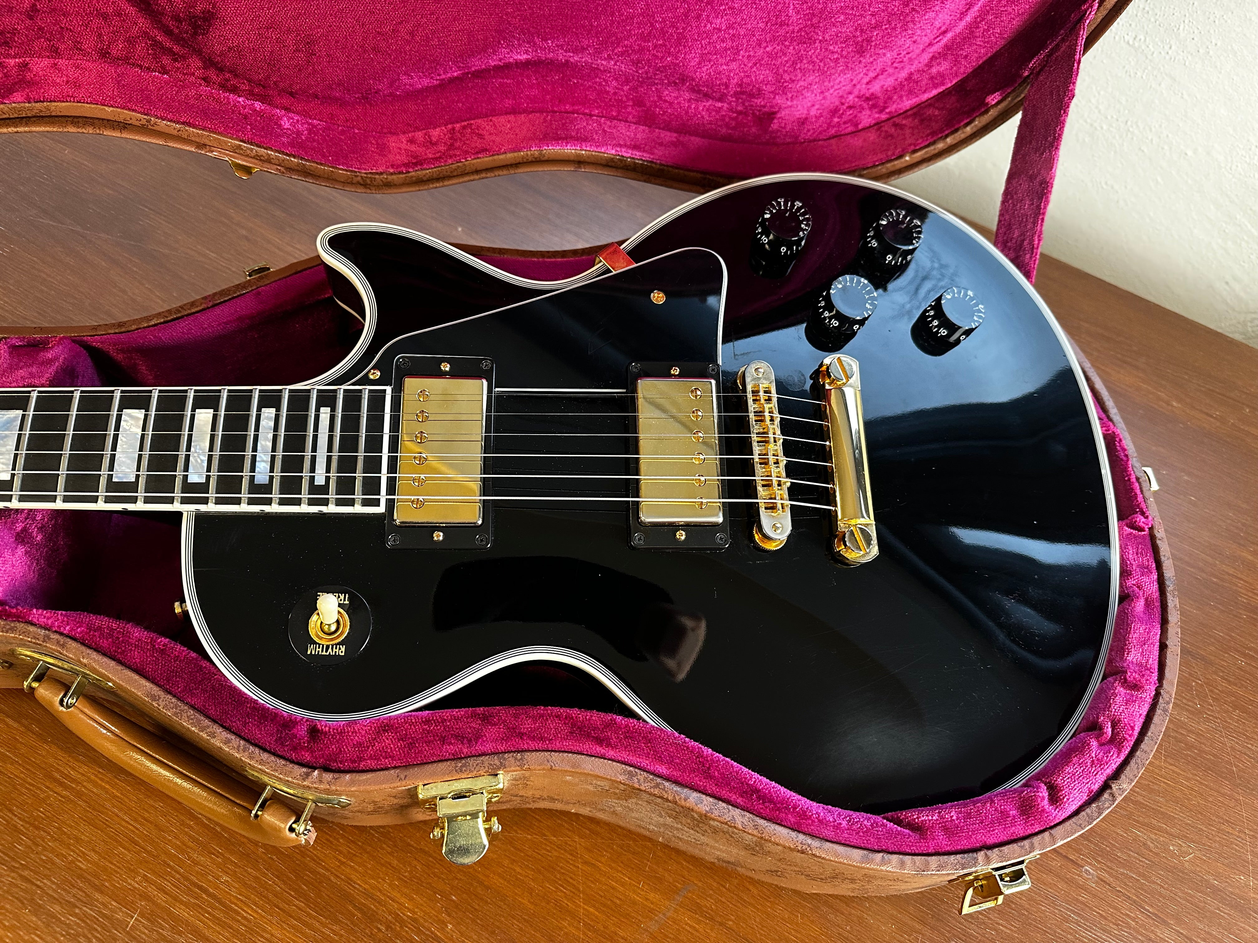 GIBSON Les Paul Custom Shop 2012 electric guitar