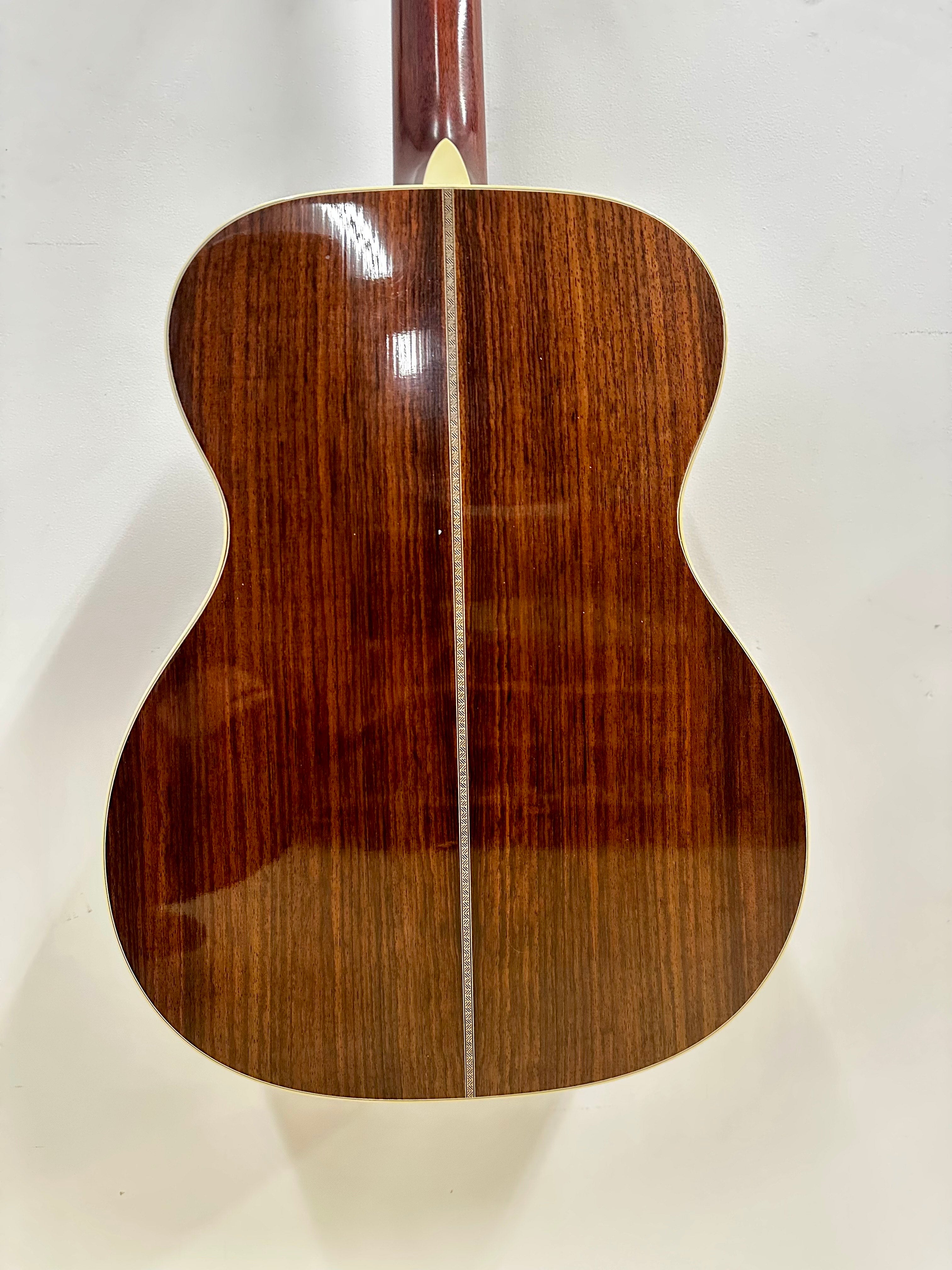MARTIN OM-28 Vintage 2013